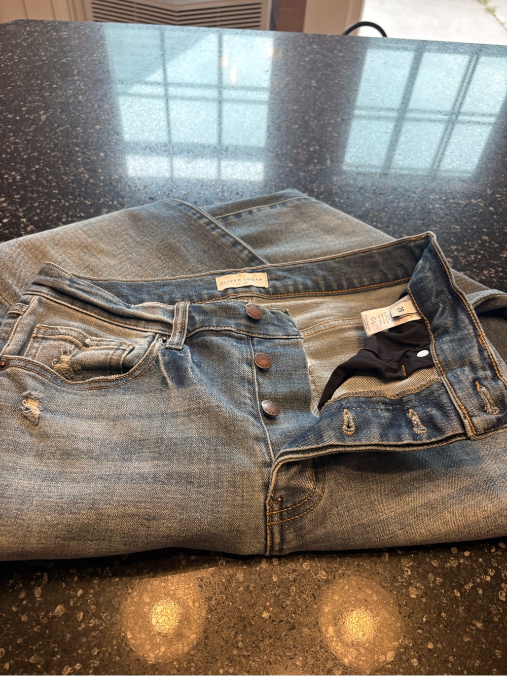 Jeans - Picture 2 of 3